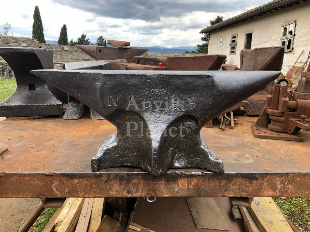 European quality small anvil